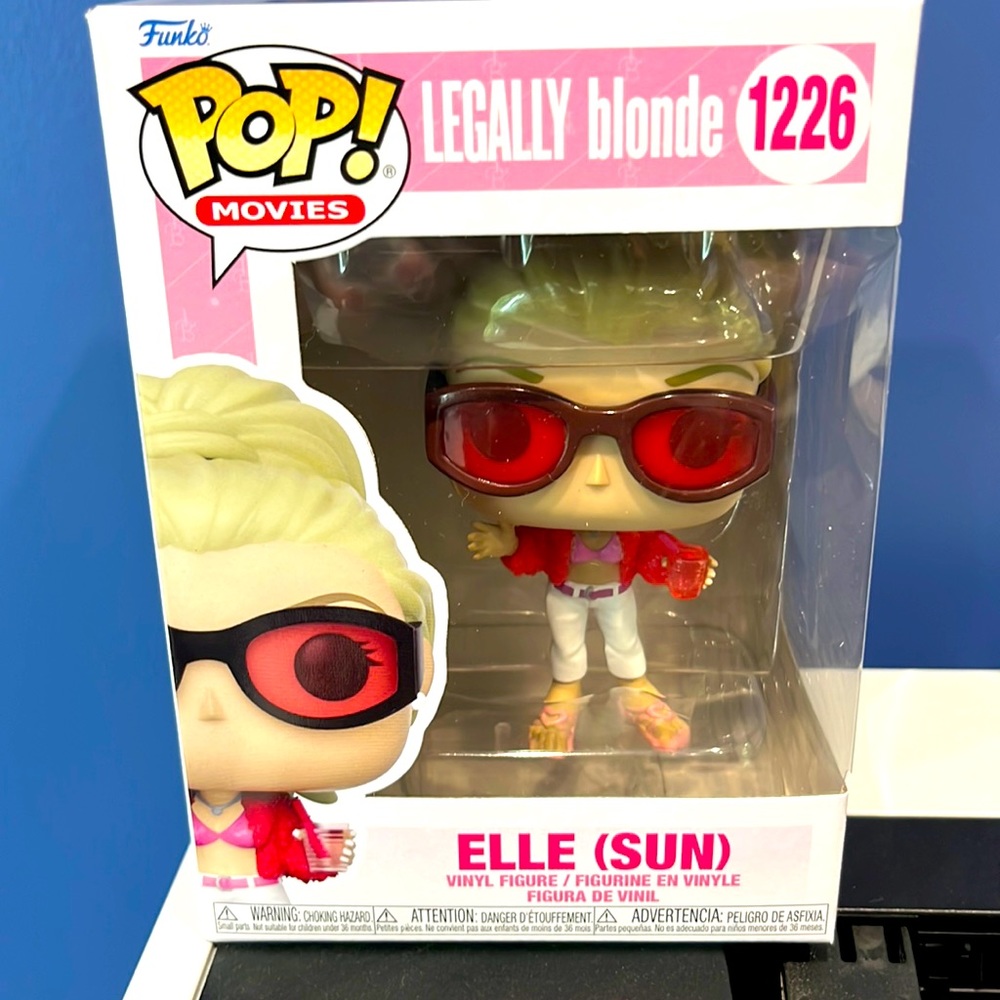 NIB Elle Woods Legally Blonde Funko Pop!